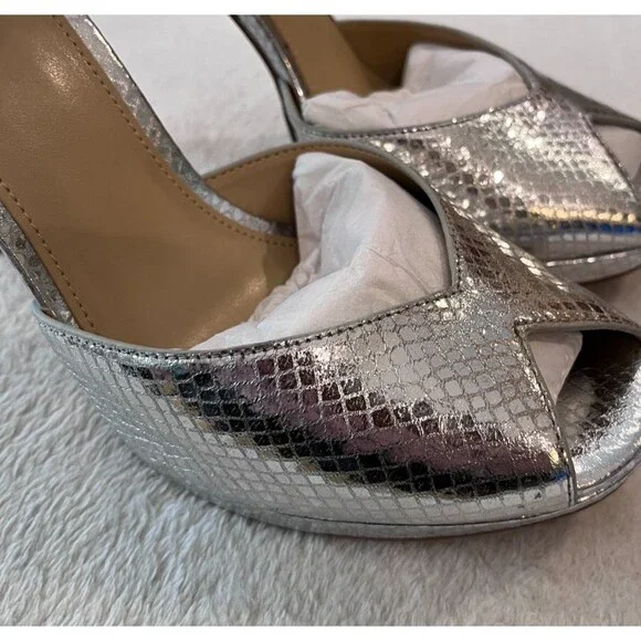 Michael Kors NEW Size 9 Tiegan Metallic Embossed Heel Sandal Silver Leather MK - Picture 5 of 16